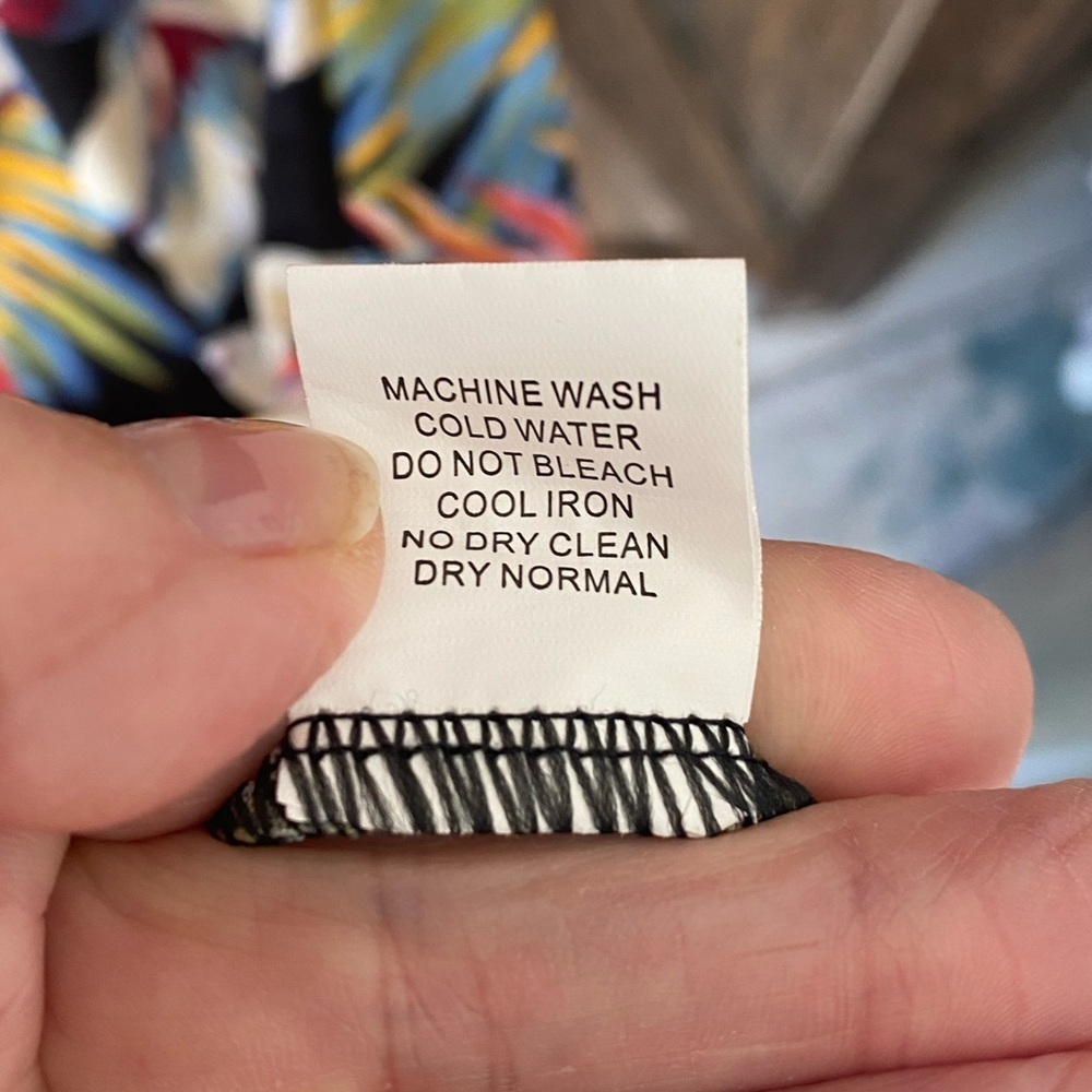 Size Medium Gorgeous Tropical Midi Stretch Waist Floral Black Red Dress - Picture 7 of 9